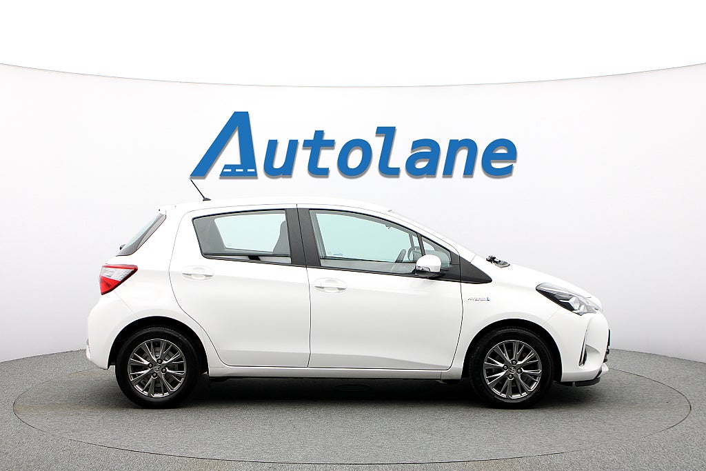Toyota Yaris Hybrid e-CVT Active, Kamera 101hk