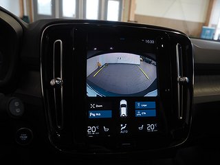SUV Volvo XC40 16 av 21