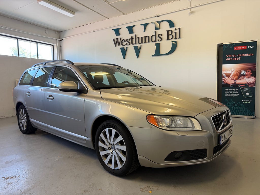 Volvo V70 T4 Powershift Momentum | Drag | Xenon | Nyserv