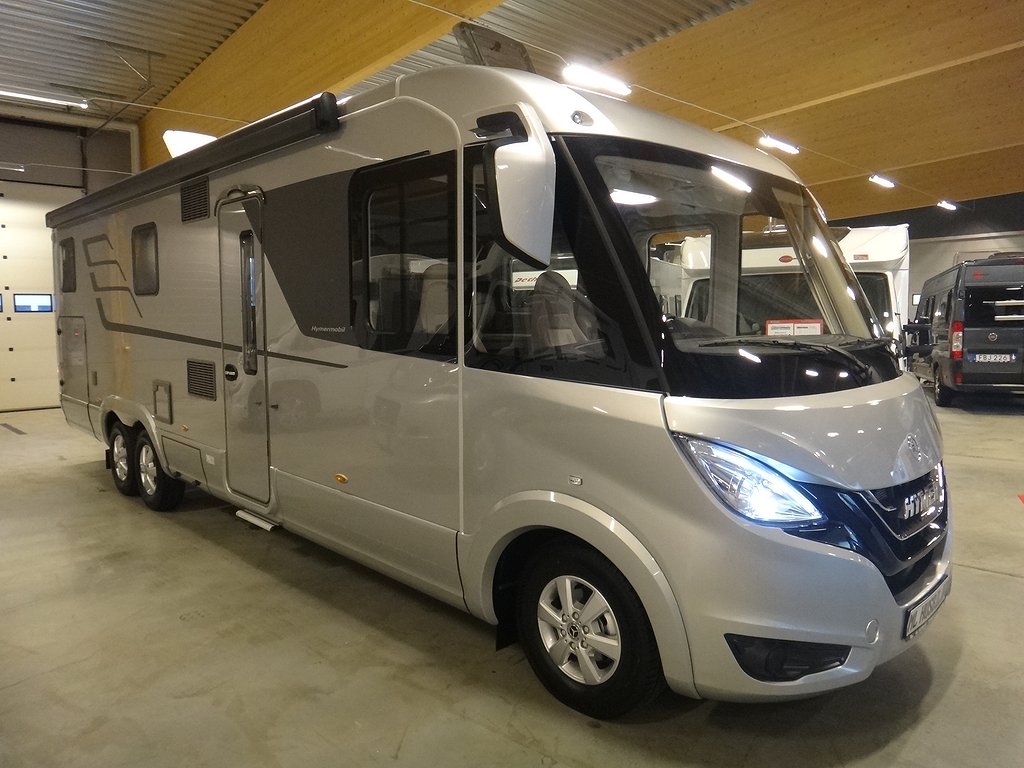 Hymer I 880 " Enkelsängar " Automat " MB chassi "