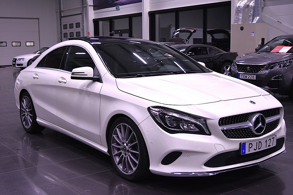 Mercedes-Benz CLA 220d 7G-DCT |Panorama|Facelift|Ränta 4.99%