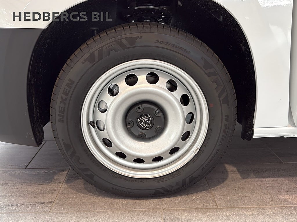 Peugeot Partner Crew Cab 130  5-SITS   thumbnail