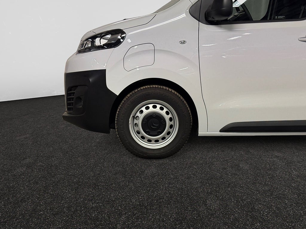 Citroën E-JUMPY Business Premium L2 75kW Navi B-kamera Inklätt Skåp NY bild 3