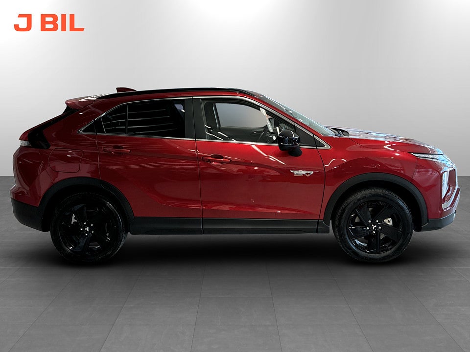 Bild på Mitsubishi Eclipse Cross Bus black Edition PHEV 2.4 MIVEC 188hk Aut 4WD B-KAMERA