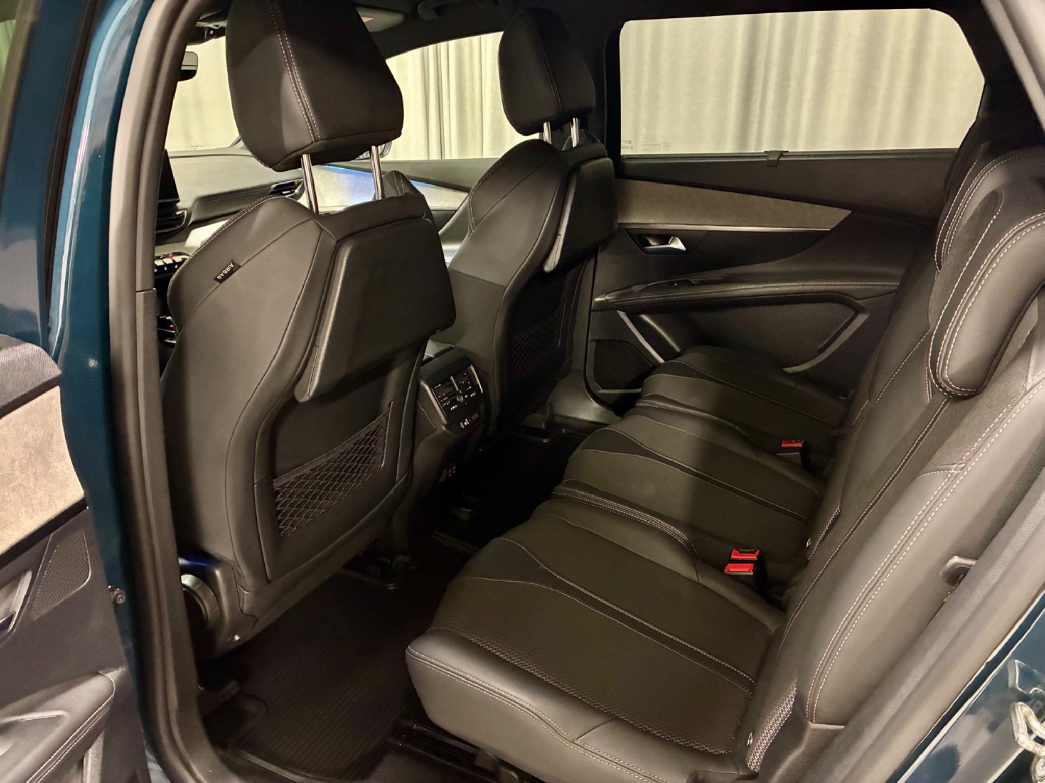 Peugeot 5008 2023, photo 7/45
