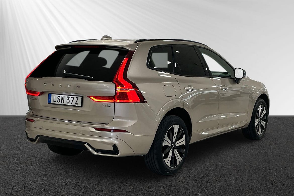 Volvo XC60 T6 Plus Dark Edition 2025, bild 3/39