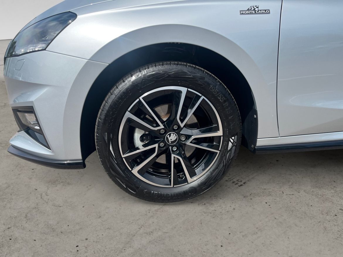 Skoda Fabia 2025, photo 6/49