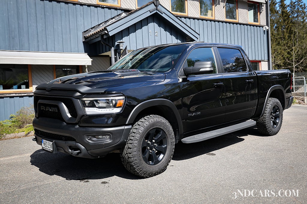 RAM 1500 REBEL DIESEL BLACK APPEARANCE PACKAGE RAMBOX MULTIGATE