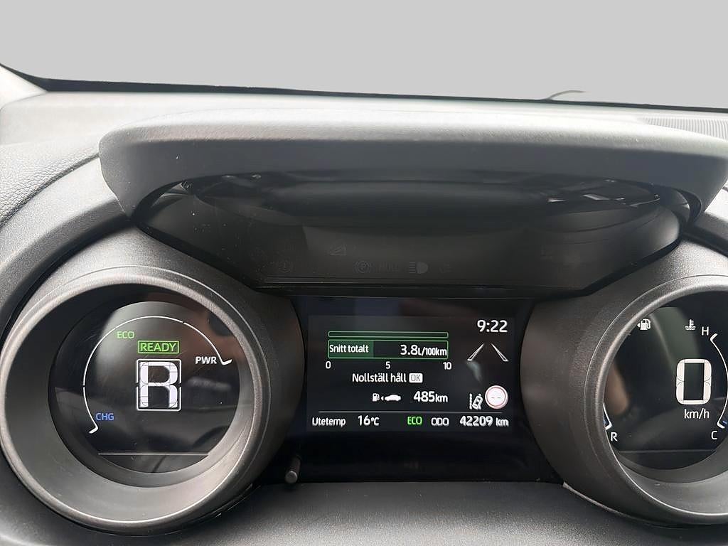 Toyota Yaris Cross 2023 - miniatyr 16