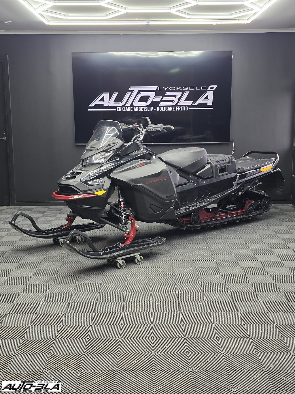 Ski-Doo Expedition Xtreme 900 ACE T