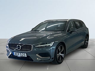 Volvo V60 Recharge T8 AWD Inscription Drag Kamera Mvärm Navi S&V