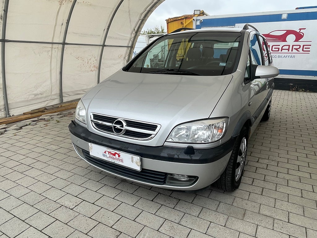 Opel Zafira 1.8 125hk 7-SITS NYSERVAD NYBESIKTAD NYKOPPLING SV-HJUL