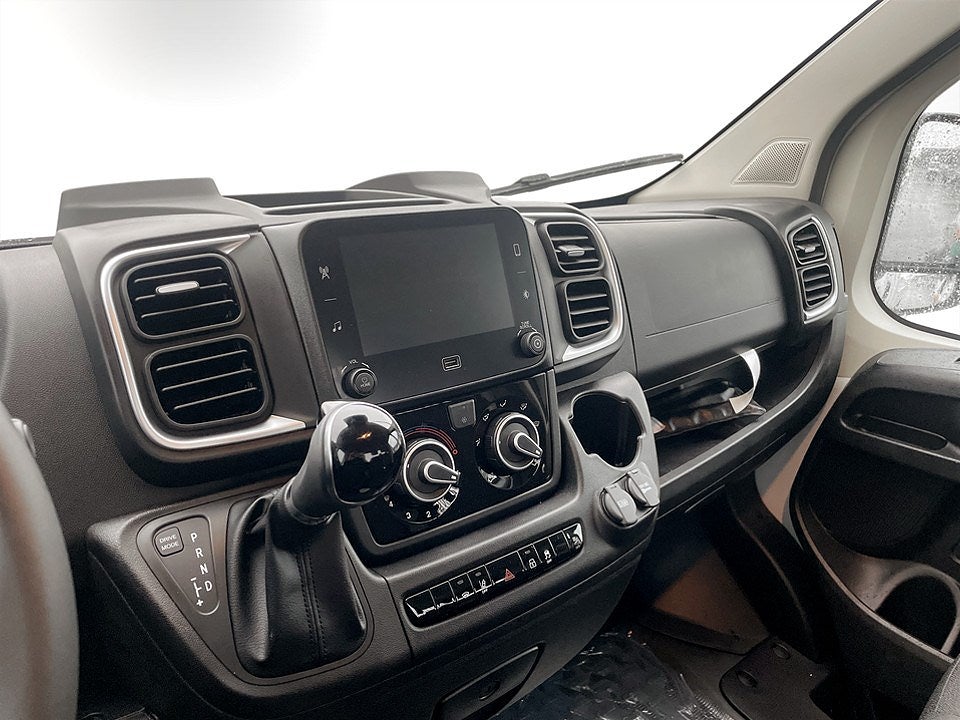 Bild på Peugeot Boxer Flak 4000 BlueHDi 180hk Aut - OMGÅENDE LEVERANS!