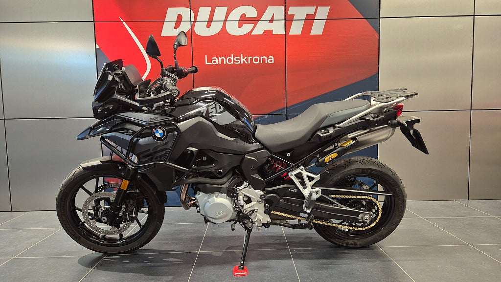 BMW F 750 GS  Triple Black