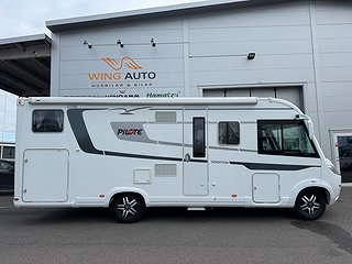 Husbil-integrerad Pilote G 740 GJ SENSATION 150HK AUT 1 av 21