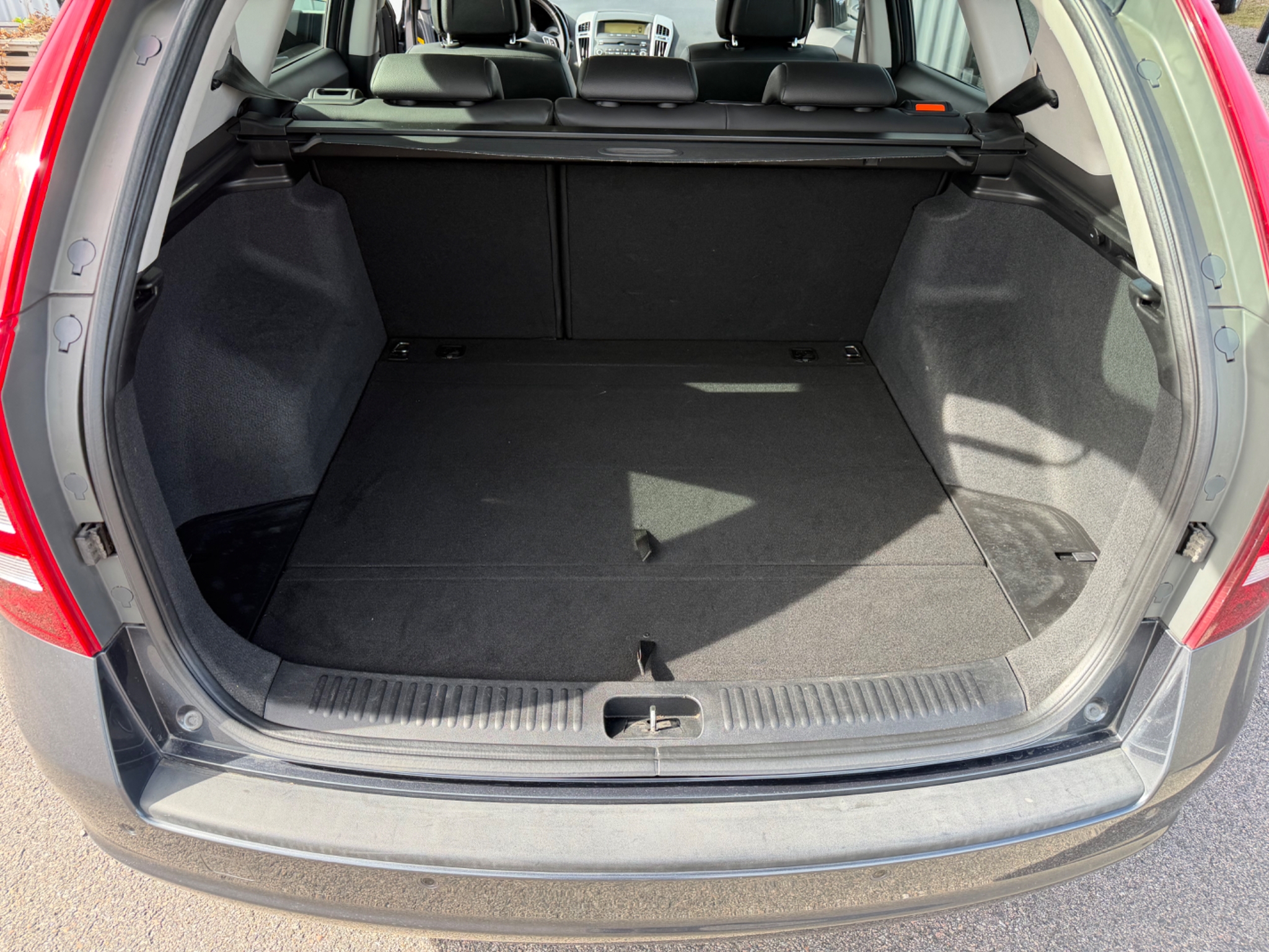 Kia Ceed cee'd_sw 1.6 CRDi EX Euro 4 2009, bild 7/10