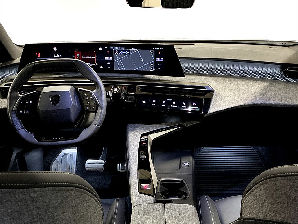 Bild på Peugeot 5008 GT Hybrid 145hk Aut 7-SITS B-KAMERA CARPLAY