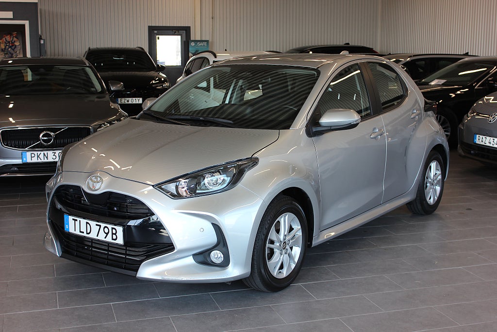 Toyota Yaris Hybrid 115 CVT ACTIVE KOMFORTPAKET Kamera  V-Hjul Alu