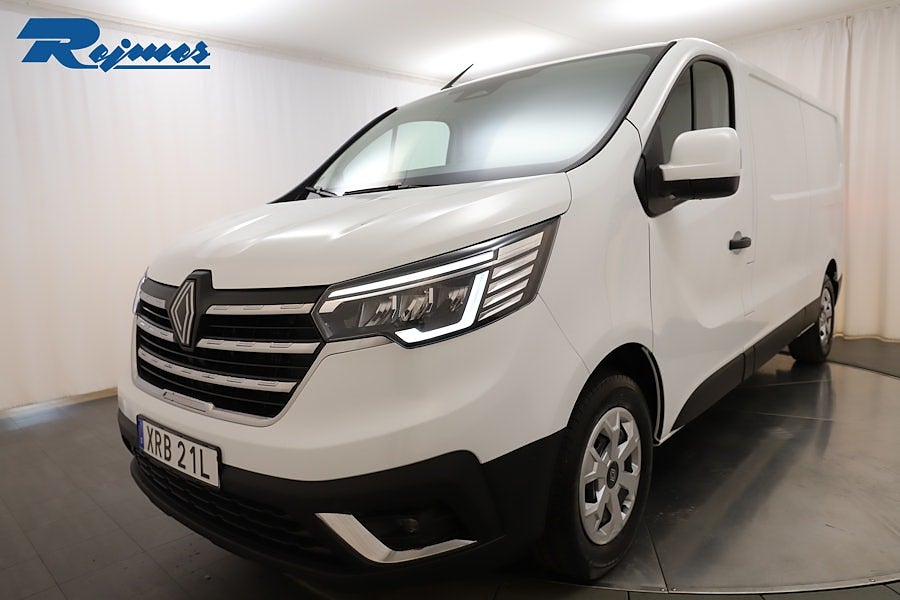 Renault trafic III Skåp PhII Nordic L2H1 150 A (9-växlad) värmare