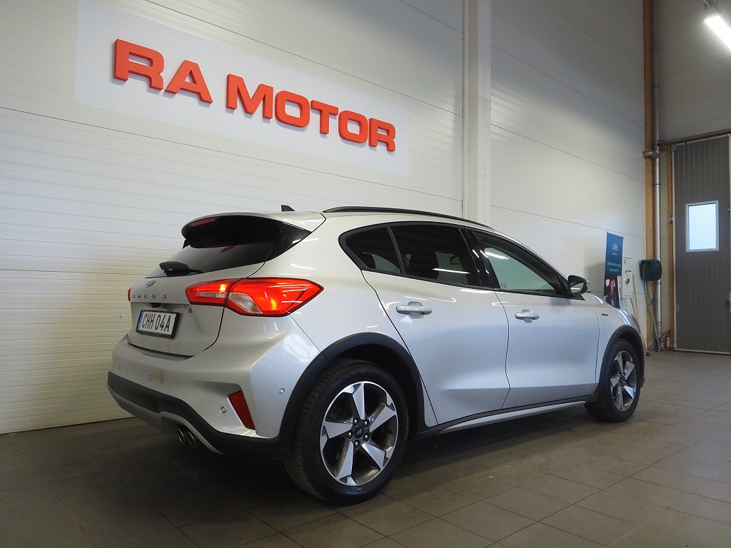 Ford Focus Active 1.0 EcoBoost Active 125hk Backkamera