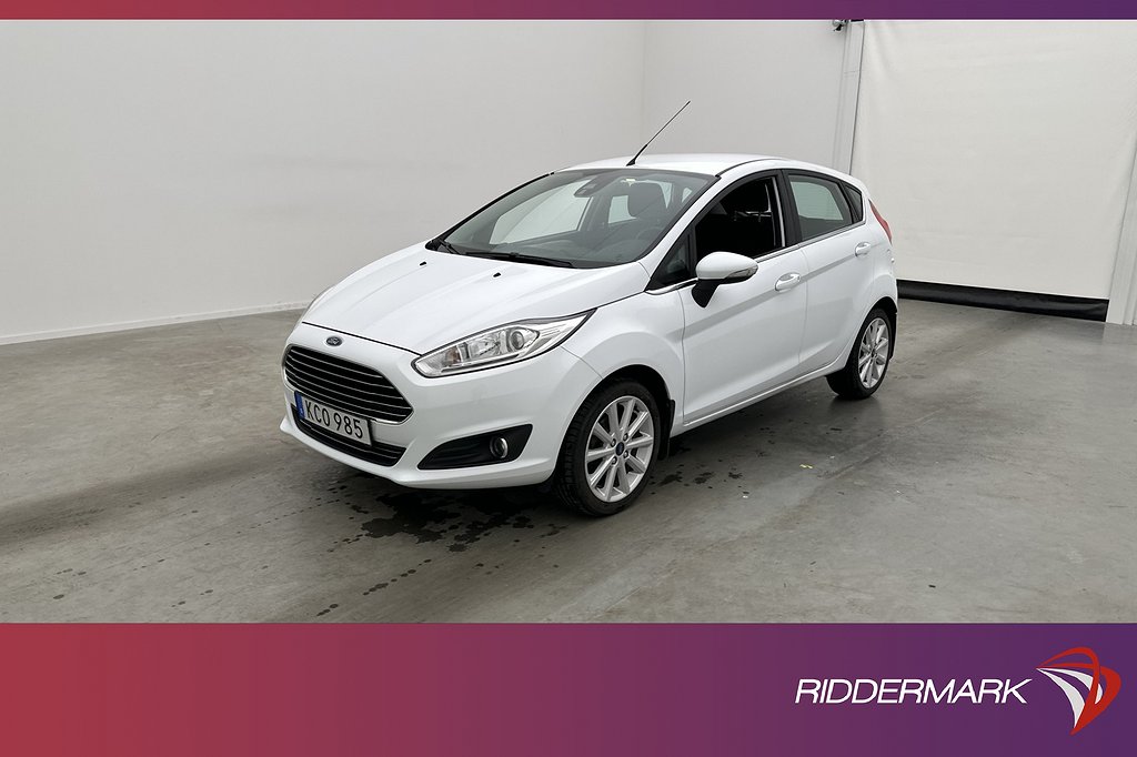 Ford Fiesta 80hk Titanium Bluetooth 0,46l/mil Låg-Årsskatt