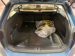 Kombi Volkswagen Passat 26 av 27