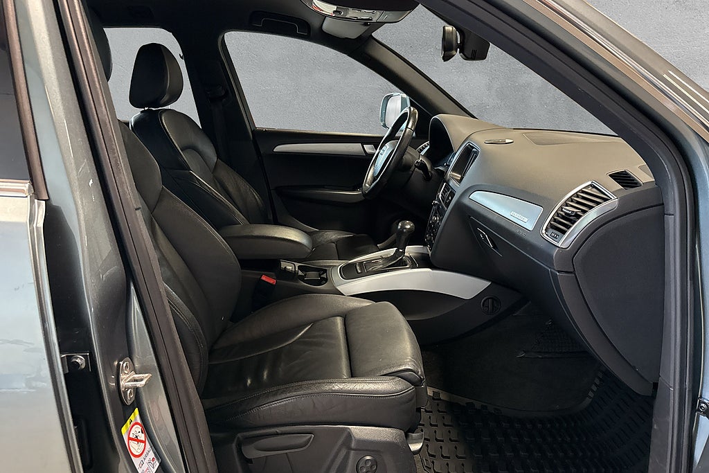 Audi Q5 2.0 TDI quattro S Tronic Design 2-Ägare