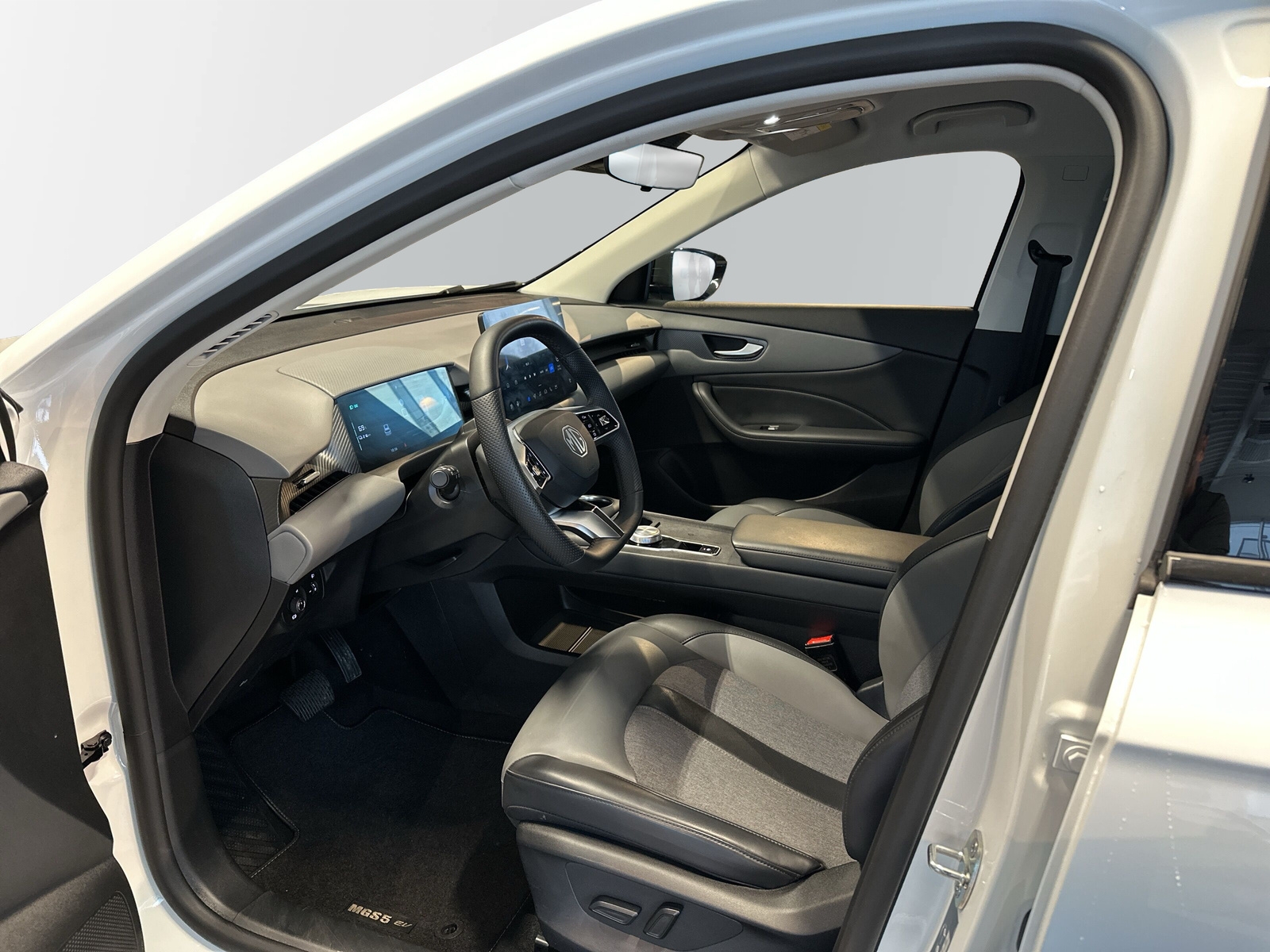 MG S5 EV Long Range 2025, kuva 7/41