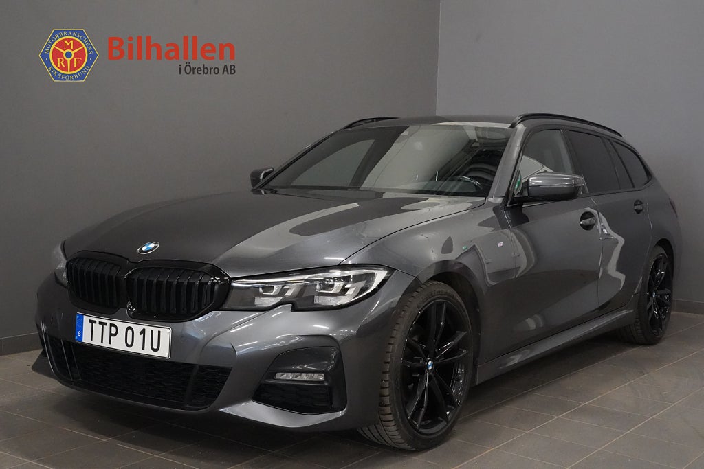 BMW 320 d xDrive Touring M-Sport /Värmare Drag Navi 19"