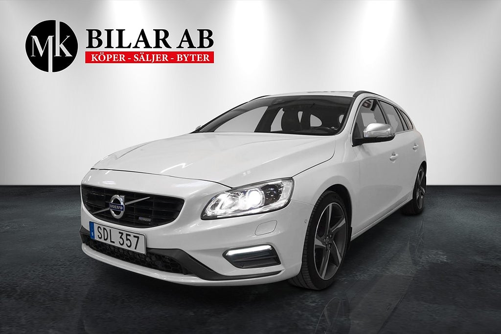 Volvo V60 T5 Momentum, R-Design /  
