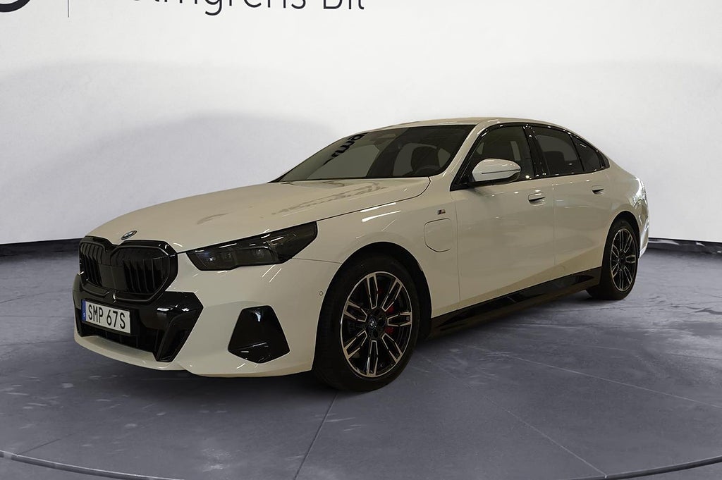 BMW 550e xDrive Sedan M-Sport Pro Comfort 490hk