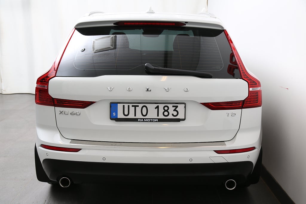 Volvo XC60 T5 250hk Momentum SE ll Aut VOC CarPlay 2020
