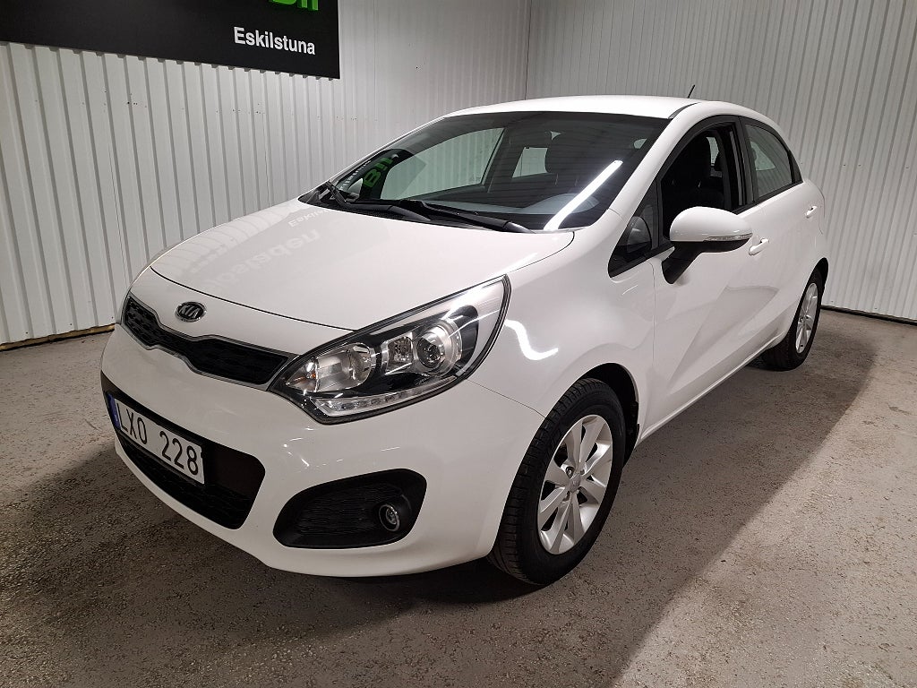 Kia Rio 5-dörrar 1.4 CVVT Bensin Manuell M/Kupéuttag Rattvärme
