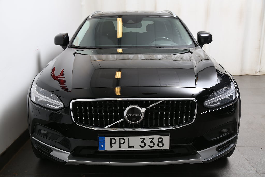 Volvo V90 Cross Country B4 Diesel 197hk AWD H/K Pano Head-up Teknikpkt 2021
