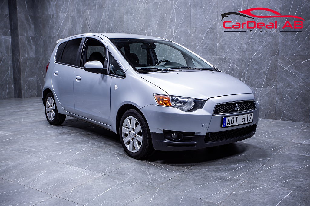 Mitsubishi Colt 5-dörrar 1.3 95hk MIVEC ClearTec M-Värmare P-Sensorer Låga mil