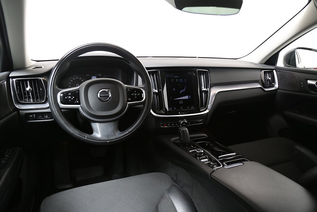 Volvo V60 Recharge T6 340hk Inscription Exp AWD H/K Drag Leasbar 2021
