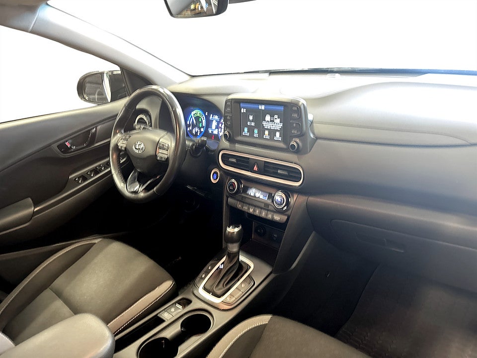 Bild på Hyundai Kona Essential Hybrid 1.6 GDI 141hk Aut B-KAMERA CARPLAY