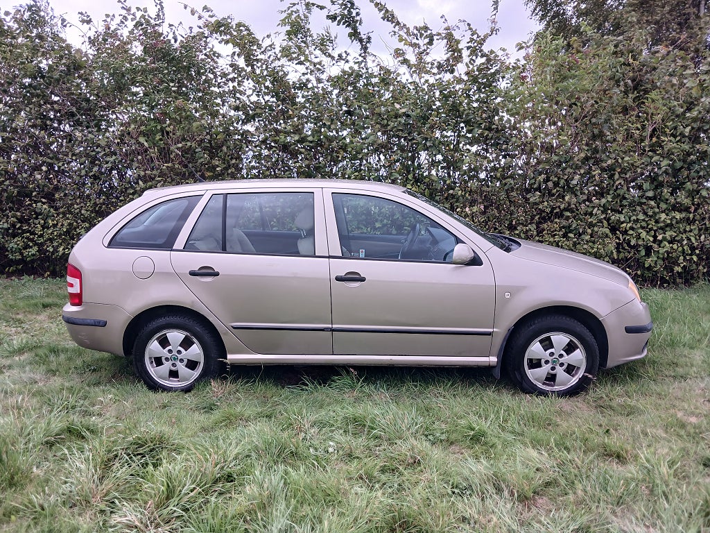 Skoda Fabia Kombi 1.4 Automat 