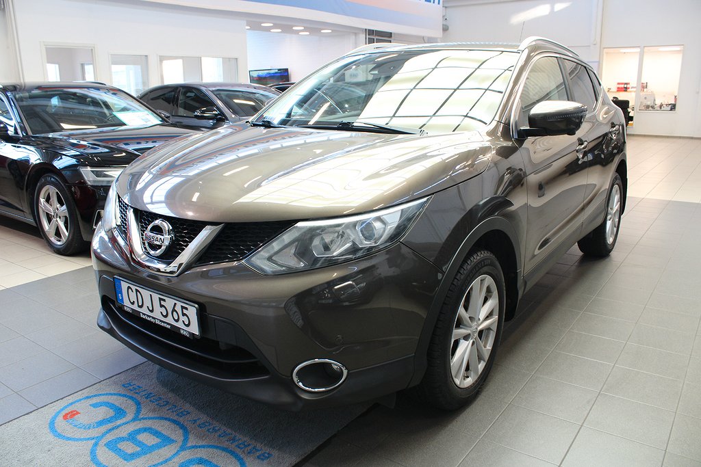 Nissan Qashqai 1.5 dCi Tekna /360/Navi/Kamremsbytt/8892mil