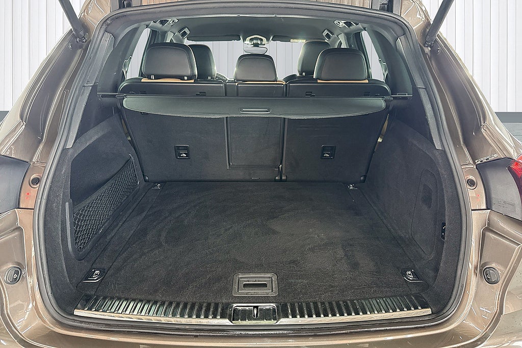 Porsche Cayenne 2016