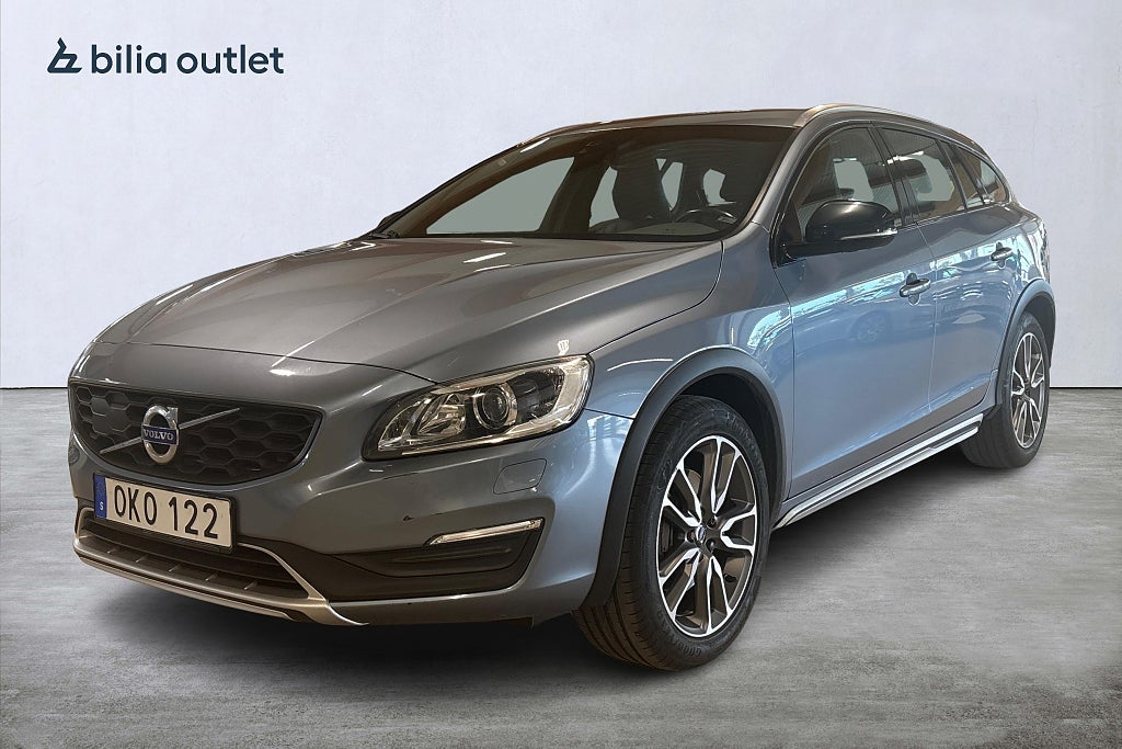 Volvo V60 Cross Country D4 AWD Summum Navi / Drag / VOC / Rattvärme 