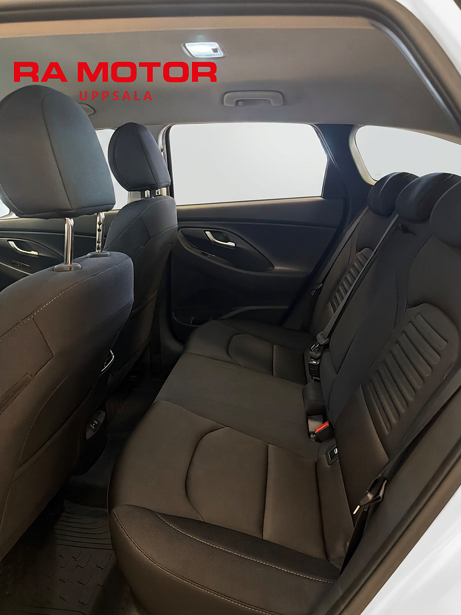 Hyundai i30 1,0 T-GDi DCT MHEV Essential Kombi CarPlay Kamera 2025
