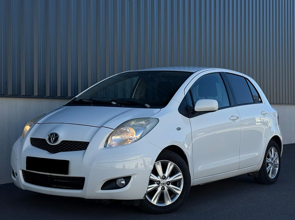 Toyota Yaris 320kr/mån 5-dörrar 1.33 Dual VVT-i Euro 4