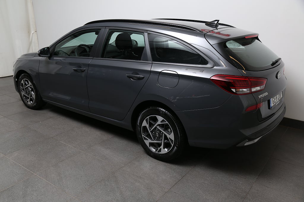 Hyundai i30 1,0 T-GDi MHEV Essential Kombi Aut Navi Kamera