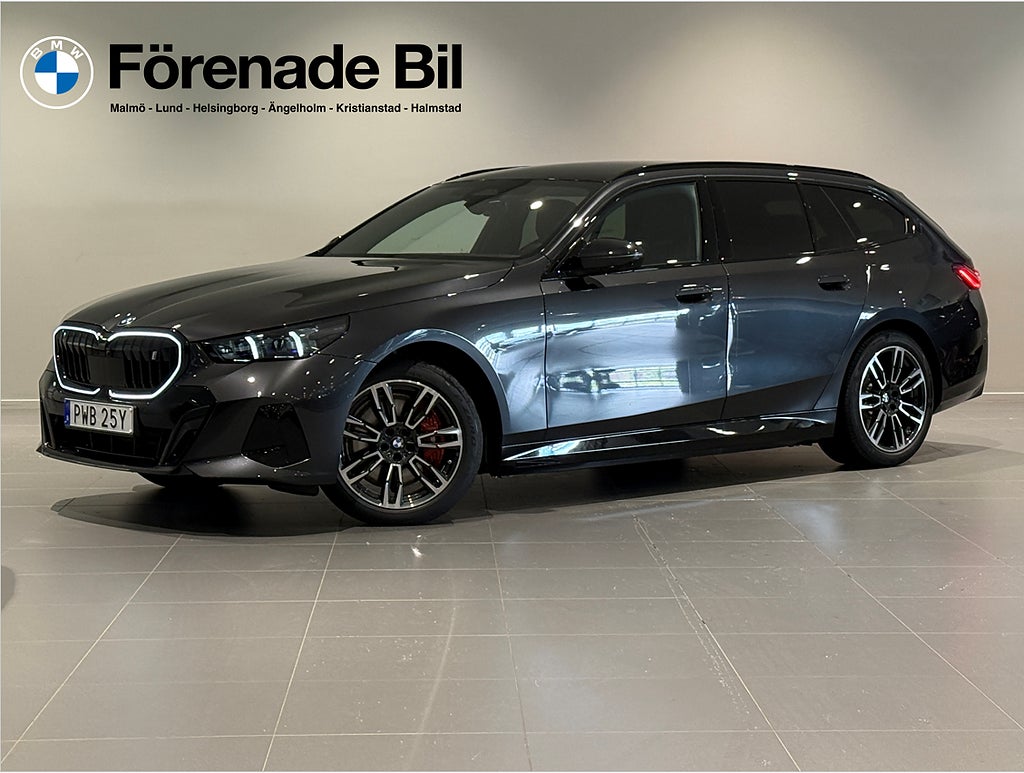 BMW i5 xDrive Touring DEMO M Sport Pro Drag Innovation HUD H/K