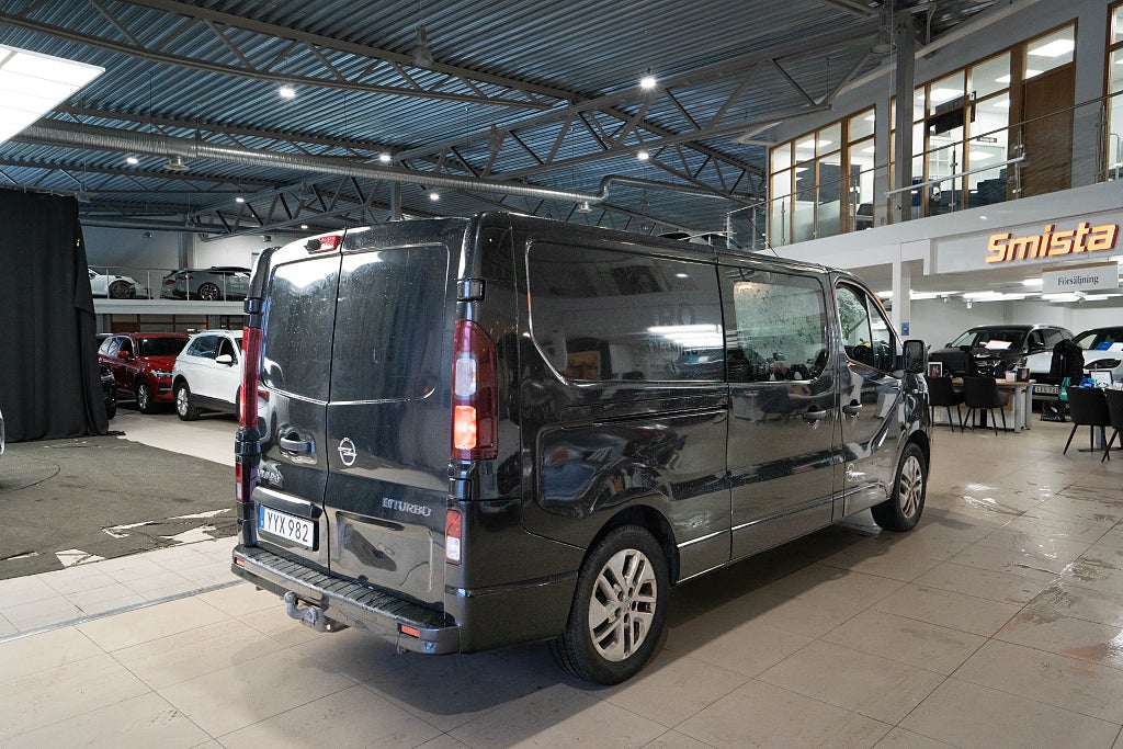 Opel Vivaro 6-sits Dubbelhytt LÅNG L2 D-VÄRMARE KAMERA 1-ÄGARE
