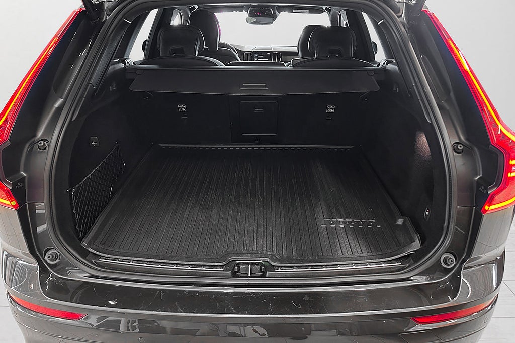Volvo XC60 2020 - miniatyr 23