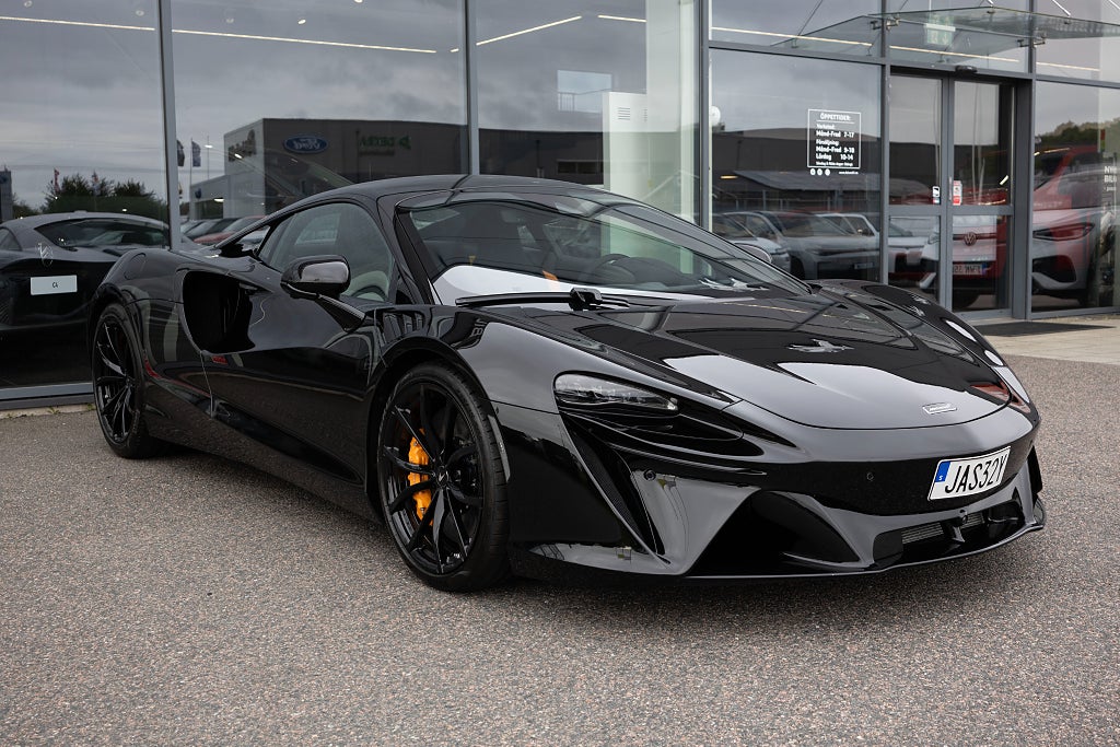 McLaren Artura / 320 mil / Technology Pack / Svensksåld 1 brukare /