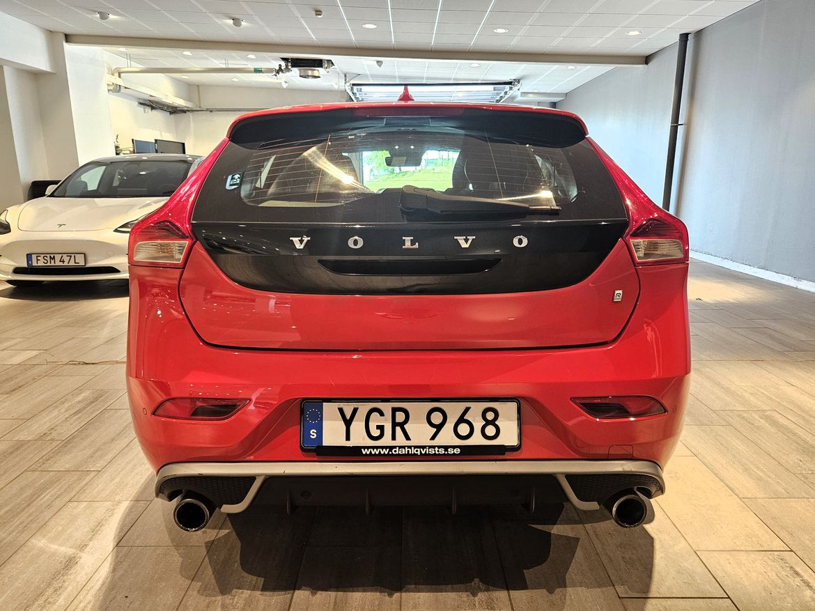 Volvo V40 T2 122hk R-design 2017, photo 7/56