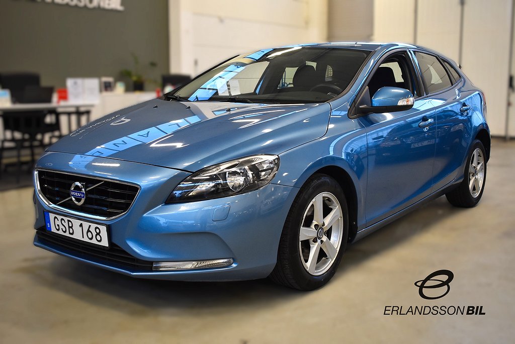 Volvo V40 D2 Kinetic Euro 6 KAMREM NYBYTT /P-VÄRMARE/ NYBES